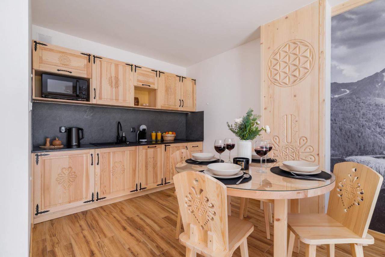 Luxury Salwatorianska Mountain View By Renters Prestige Apartment Zakopane