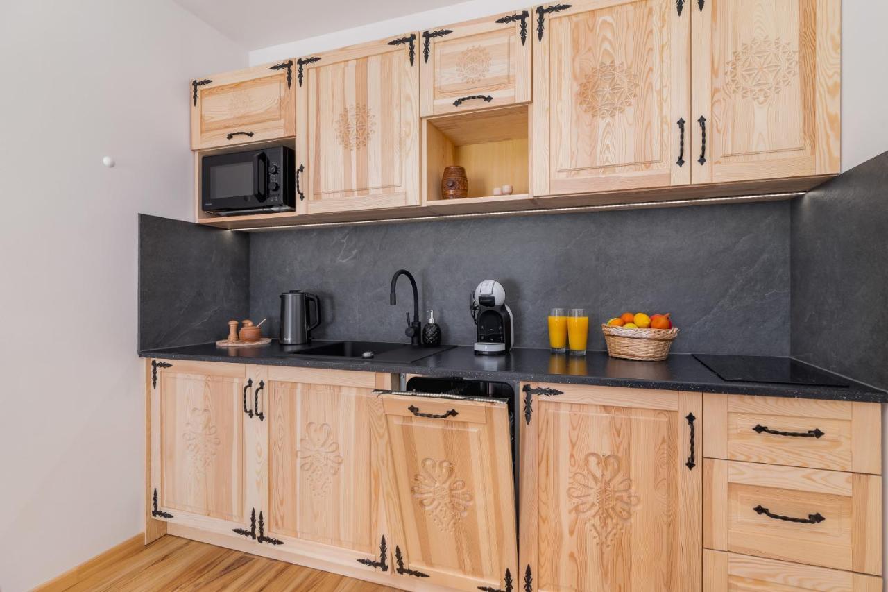 Luxury Salwatorianska Mountain View By Renters Prestige Apartment Zakopane