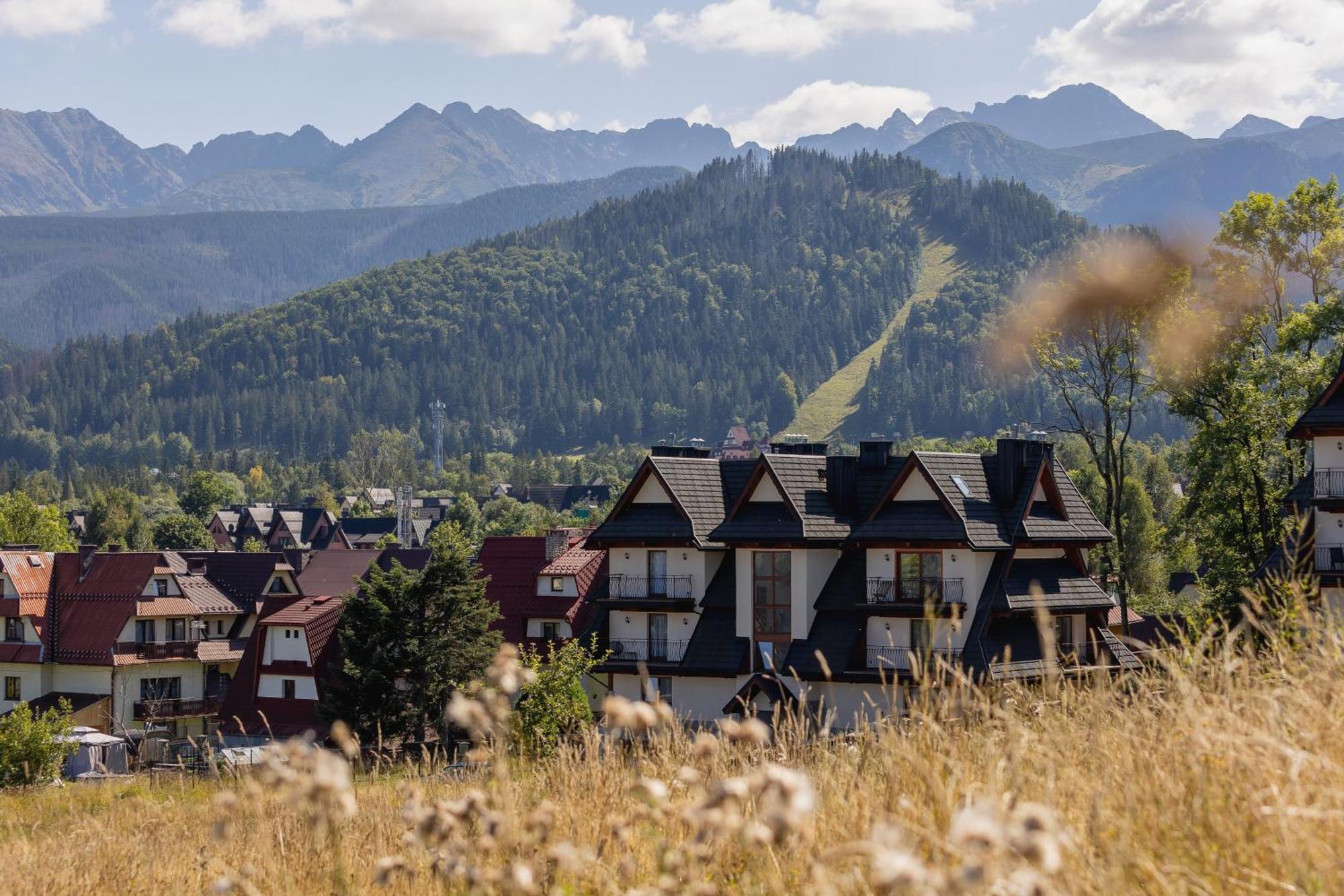 Luxury Salwatorianska Mountain View By Renters Prestige *
