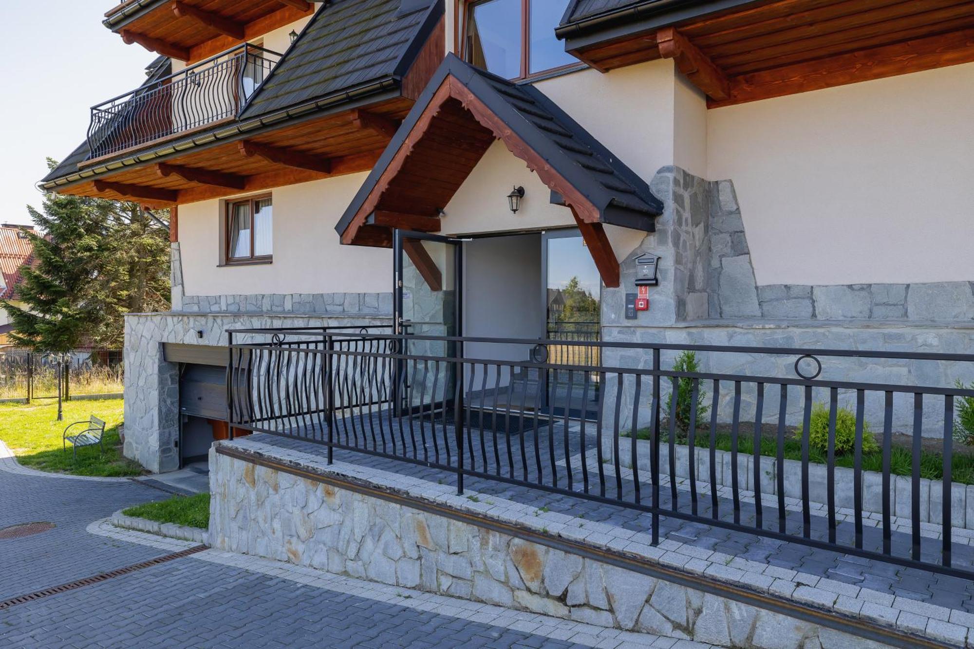 Luxury Salwatorianska Mountain View By Renters Prestige Apartment Zakopane