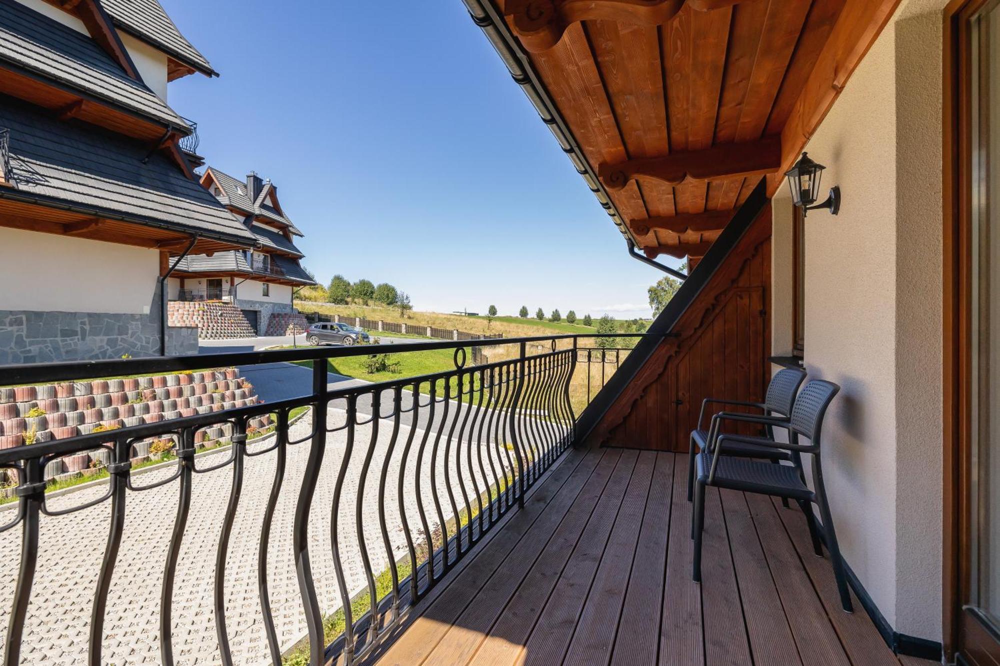 Luxury Salwatorianska Mountain View By Renters Prestige * Zakopane
