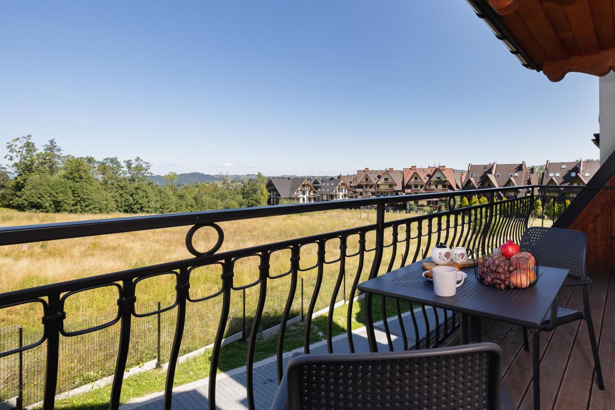 Luxury Salwatorianska Mountain View By Renters Prestige Apartment Zakopane