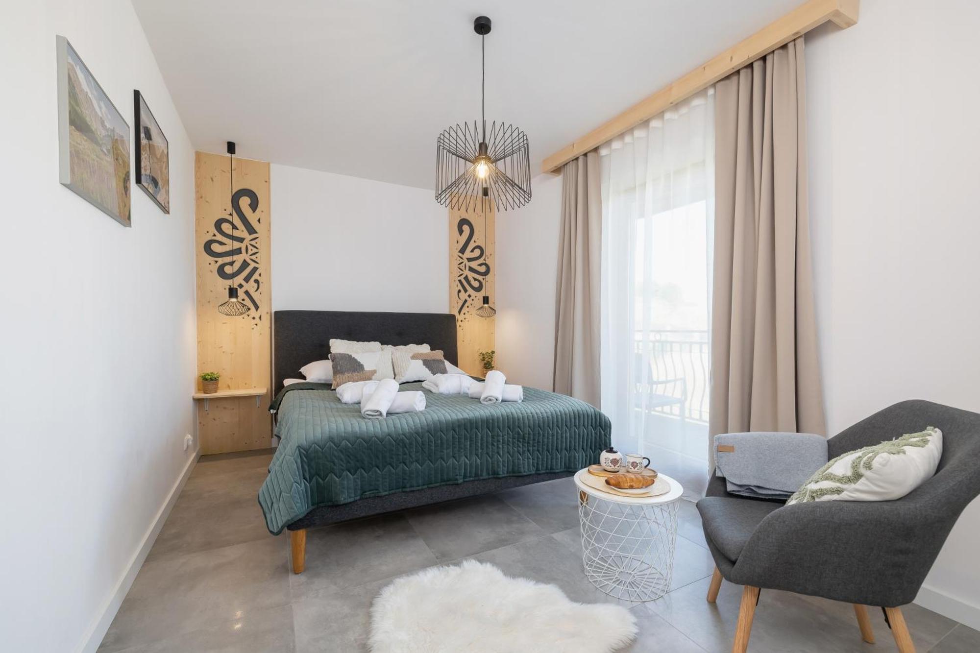 Apartment Luxury Salwatorianska Mountain View By Renters Prestige